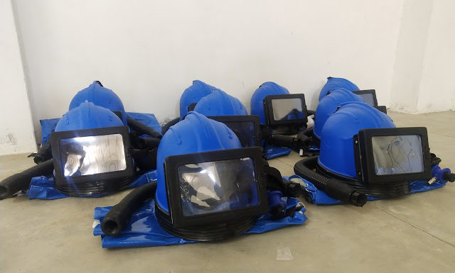 Sandblasting helmets